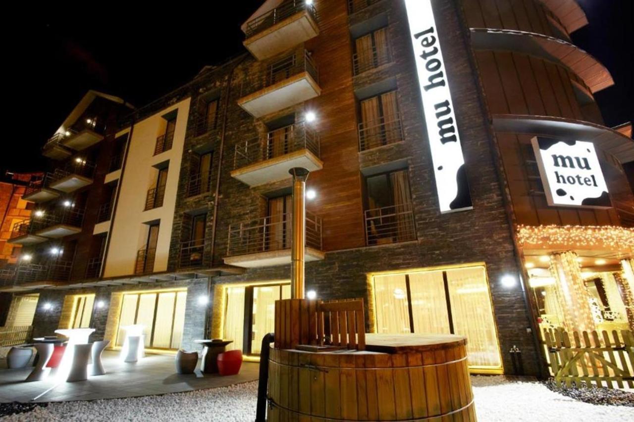 Hotel Mu La Cortinada Екстериор снимка