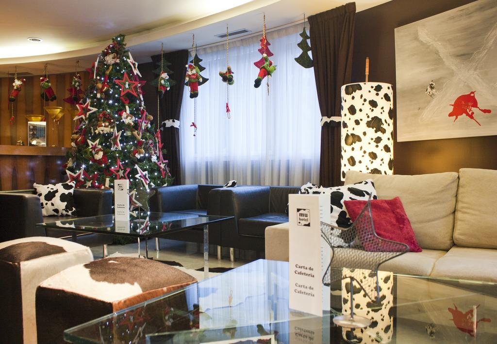Hotel Mu La Cortinada Екстериор снимка