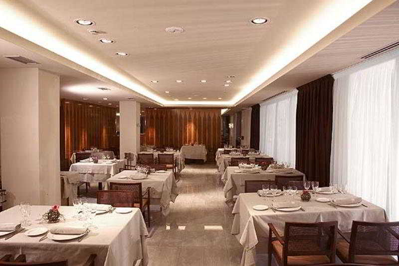 Hotel Mu La Cortinada Екстериор снимка