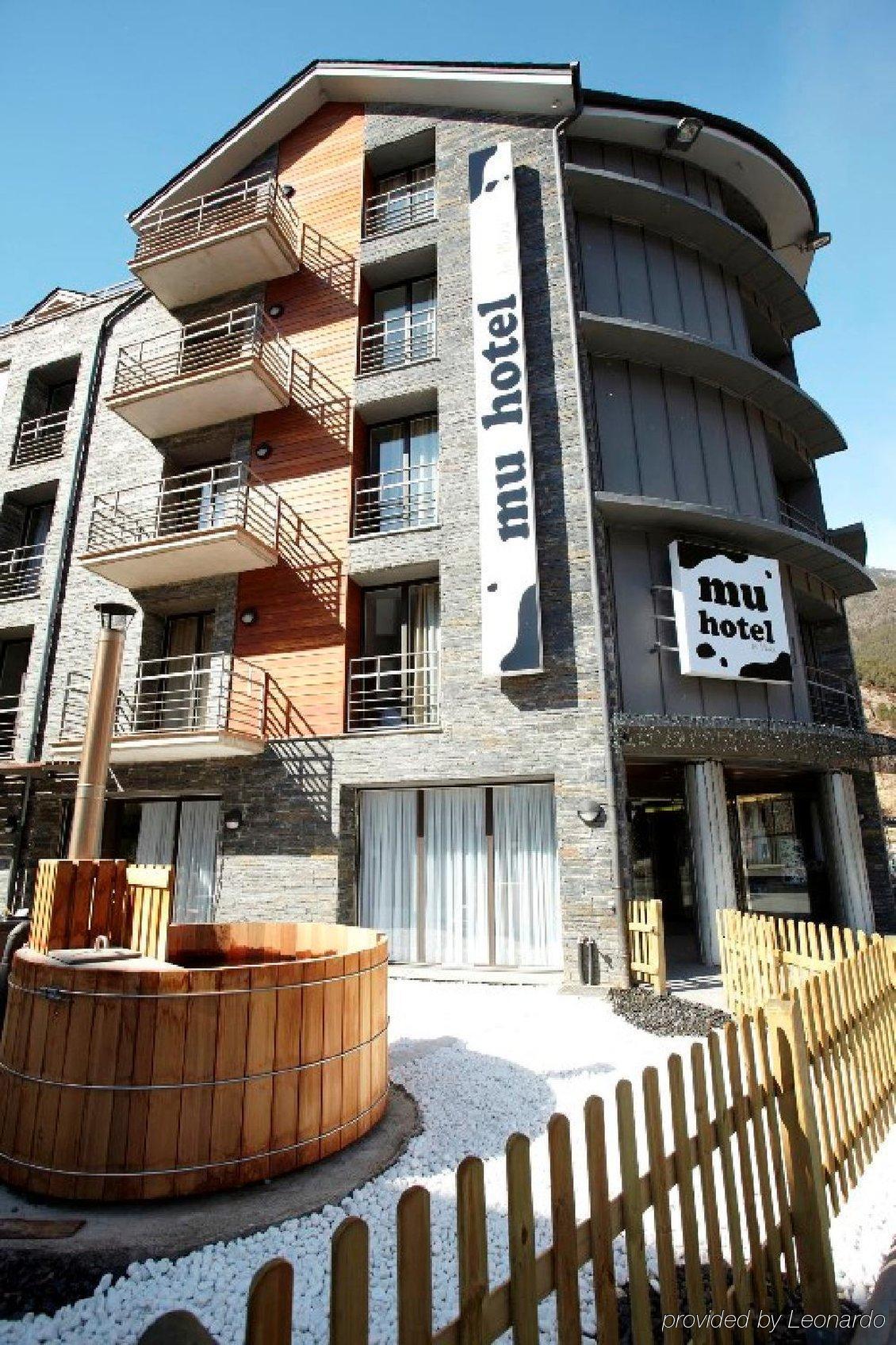 Hotel Mu La Cortinada Екстериор снимка